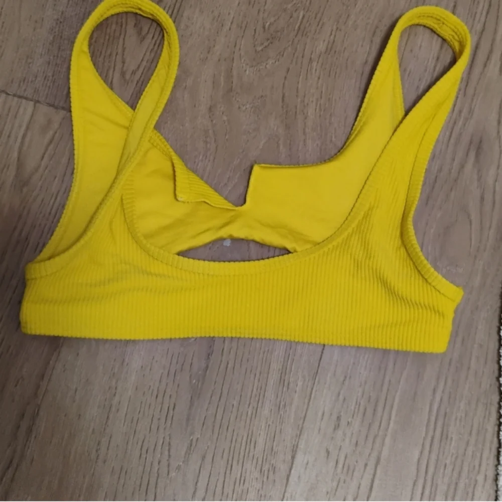 Frankie's Bikinis Women Yellow Ribbed Notched Neckline Cutout Bikini Top Sz M